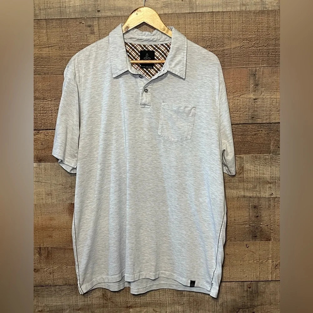 PrAna Men’s size XL Heathered Polo with Contrasting Side Stitching